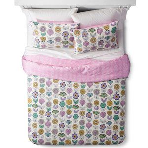 NWT Lolli Living Floral Duvet Cover Set